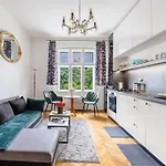 Essence In Prime Братислава